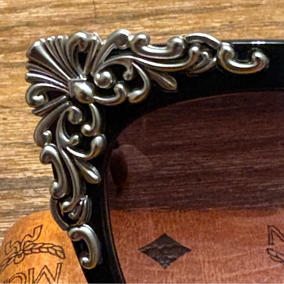RARE MCM Black Sunglasses with Silver Detailing - Picture 5 of 16